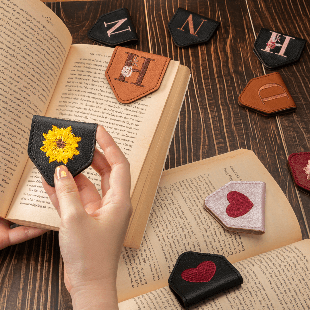 Florenza™ - A Gift for Book Lovers That Holds Their Place & Heart (50% Off) - Evesbury