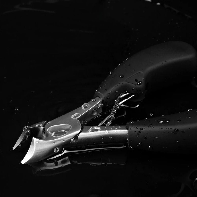 Blisswell™ - Painless Precision 6 - In - 1 Nail Clipper Set (50% Off) - Evesbury