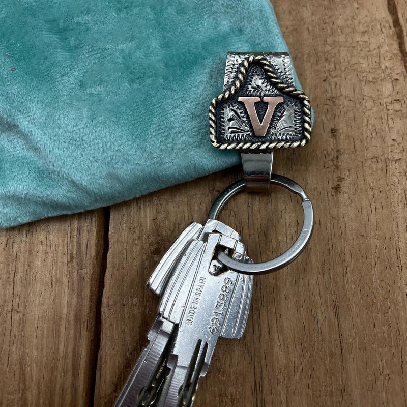 Rodeaux™ – Western Initial Key Clip (50% Off)