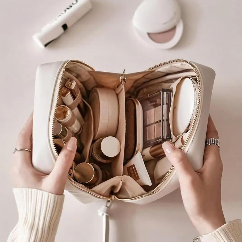 Lunette™ – Travel Makeup Bag with Smart Compartments (50% Off)