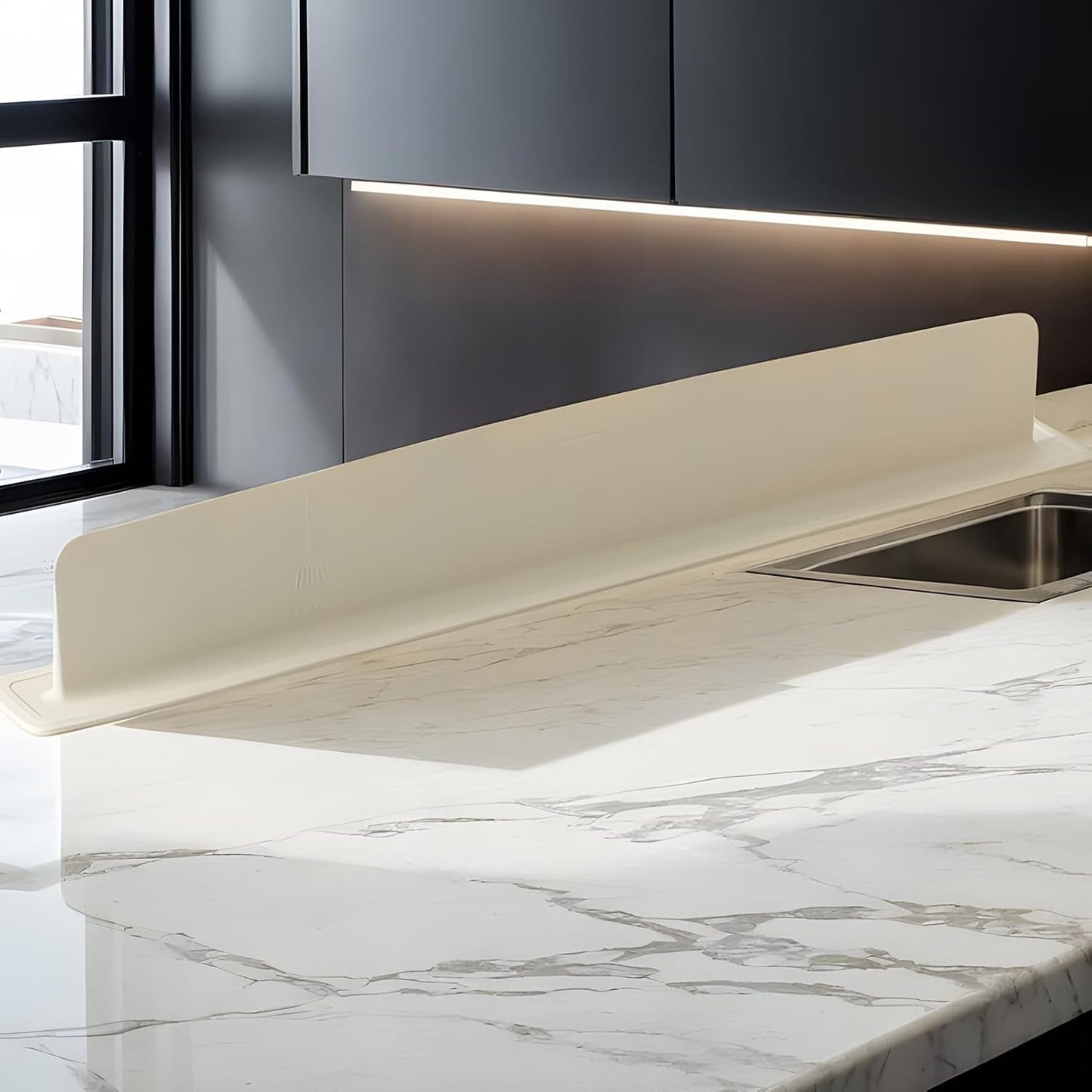 SinkGuard™ - Silicone Splash Shield for Dry Counters (50% Off)