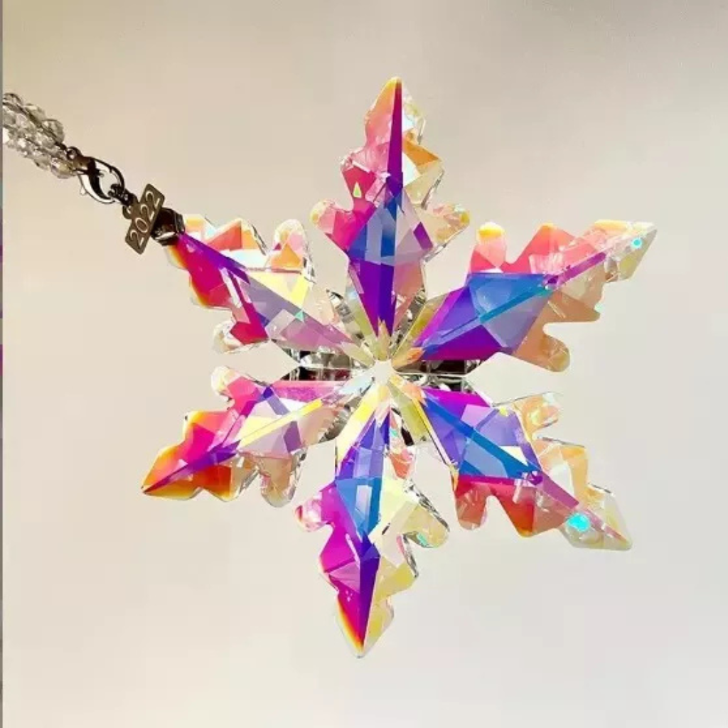 Luméra™ – Crystal Snowflake Ornament (50% Off)
