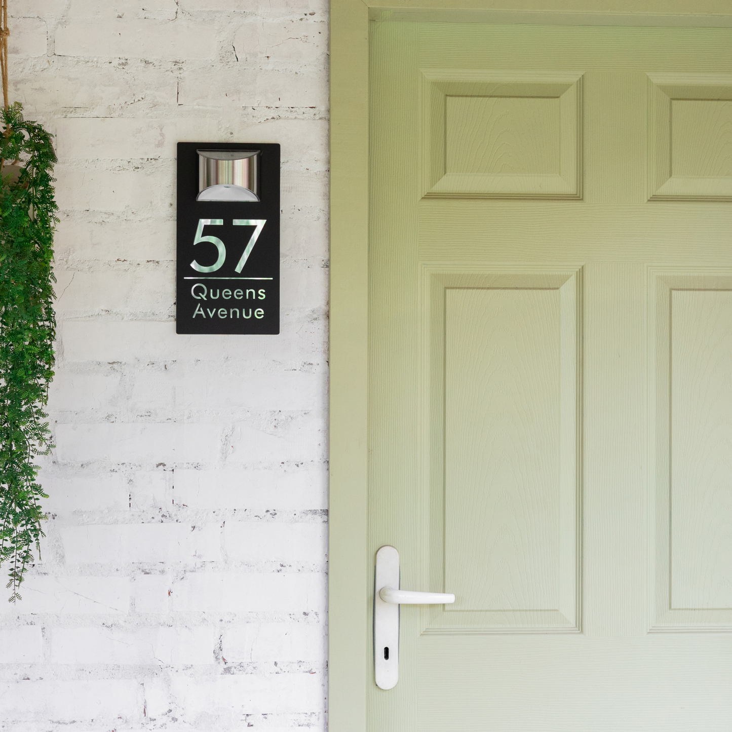 Havenlit™ - Personalized Solar Modern Door Plaque (50% Off)