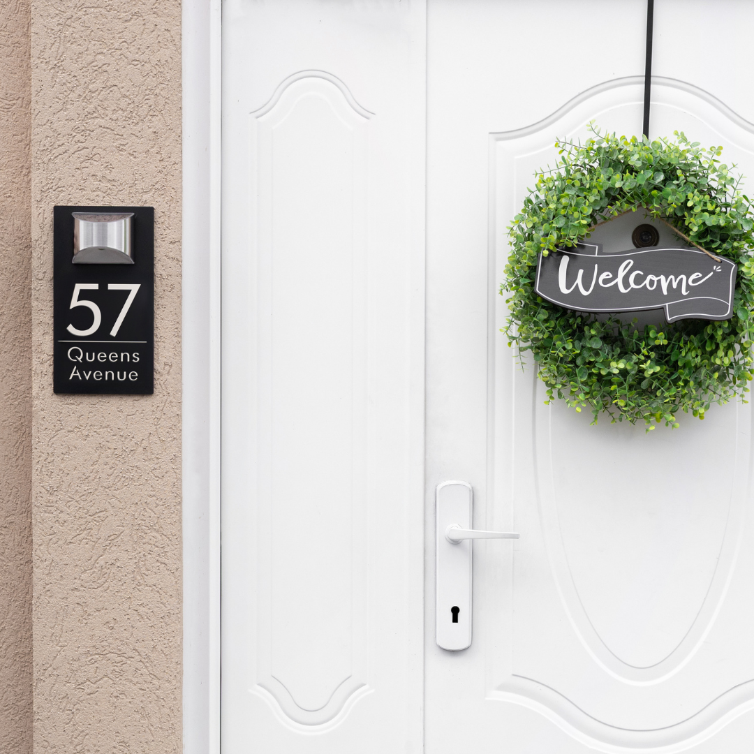 Havenlit™ - Personalized Solar Modern Door Plaque (50% Off)