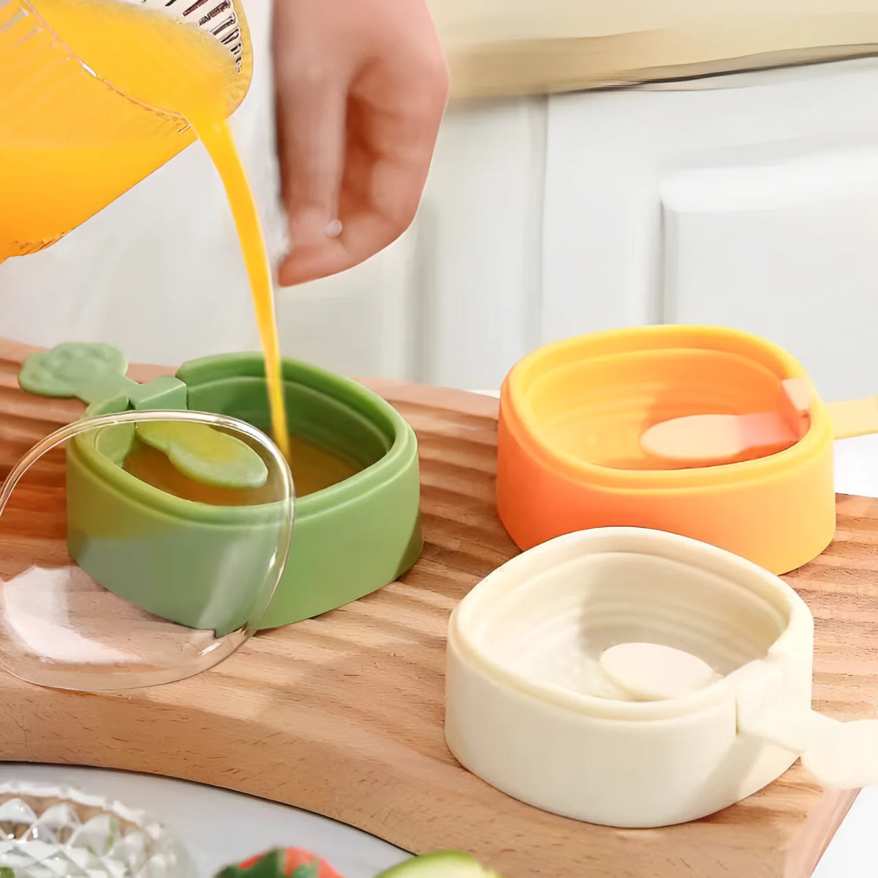 Frozenly™ - Homemade Popsicle Maker for Healthy Treats (2+2 Free)