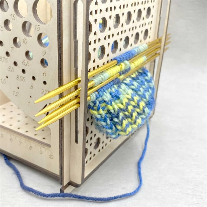Woolora™ – Elegant Organizer for Calmer Crafting (50% Off)