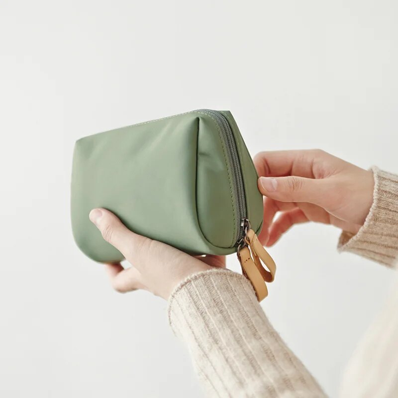 Miora™ – Double Zipper Cosmetic Bag (50% Off)