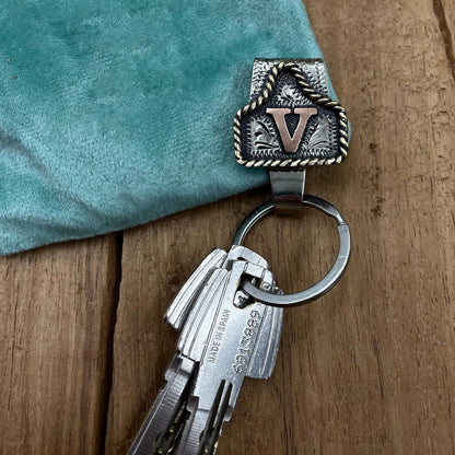 Rodeaux™ – Western Initial Key Clip (50% Off)