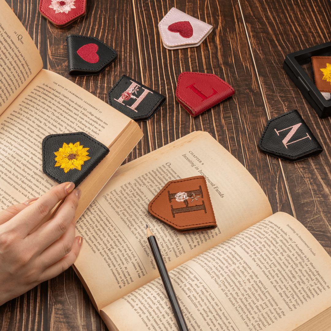 Florenza™ - A Gift for Book Lovers That Holds Their Place & Heart (50% Off) - Evesbury