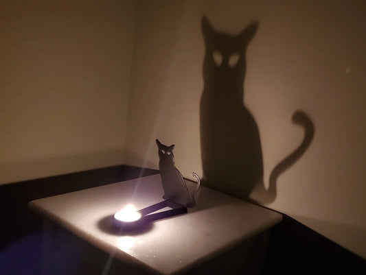 WickWinks™ – Decorative Shadow Stand for Halloween Nights  (50% Off)