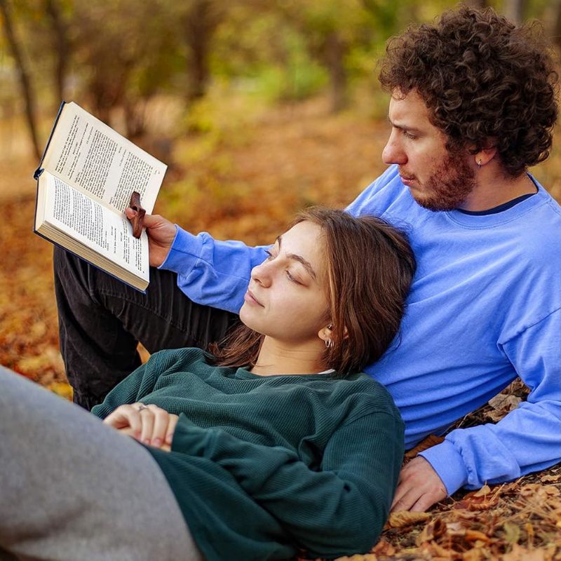 StoryGrip™ - Thumb Page Holder for Relaxed Reading (40% Off)