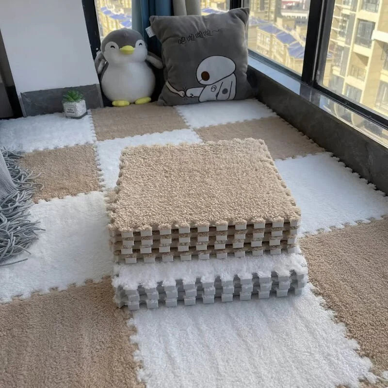 Snuglio™ - Plush Interlocking Carpet Tiles (10 Pieces)