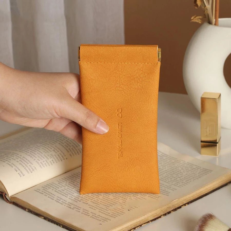 Brandary™ - slim leather organizer with snap closure (2+2 Free) - Evesbury