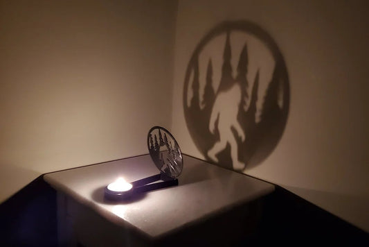 WickWinks™ – Decorative Shadow Stand for Halloween Nights  (50% Off)