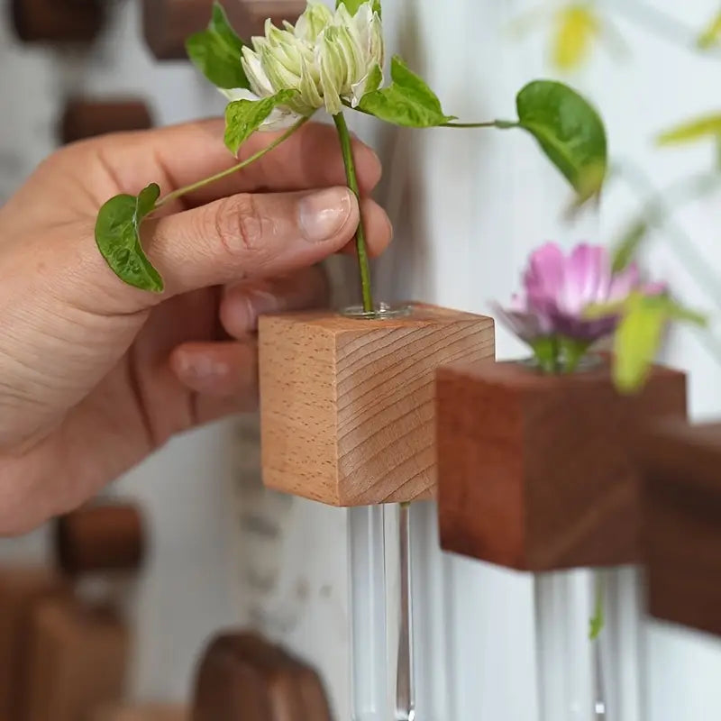 Florenza™ - Mini Magnetic Vases That Beautify Your Fridge (1+1 Free)